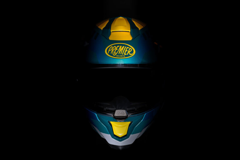 Casco premerie low key